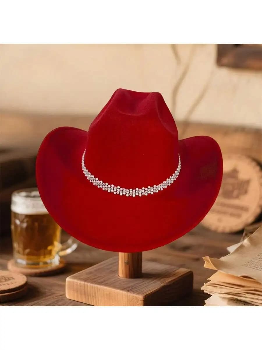 Cappello da Cowboy Rosso da Donna con Cintura di Strass e Tesa Larga Stile Fedora