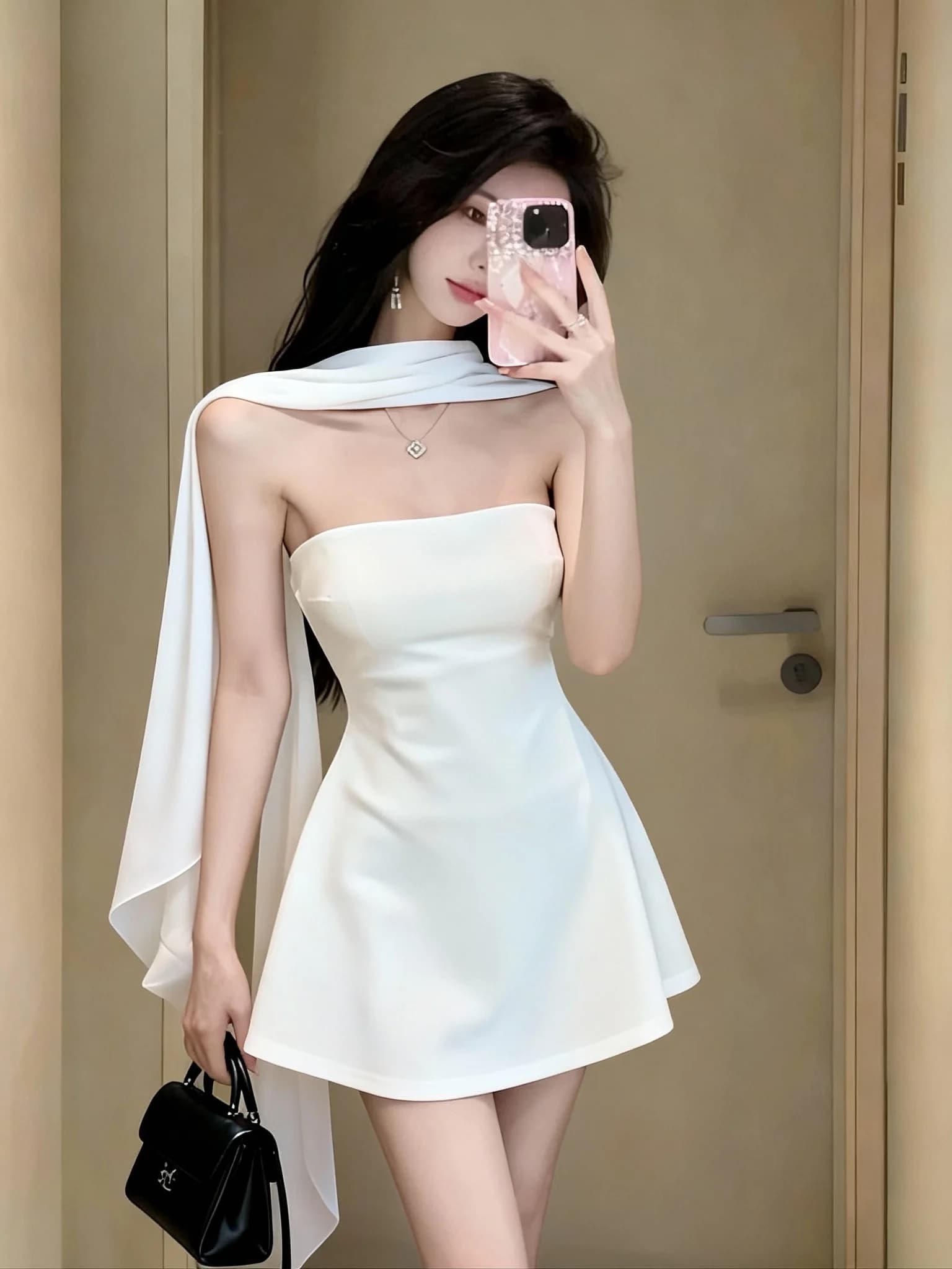 Elegante Abito Estivo da Donna Senza Spalline in Tulle Bianco con Fascia, Gonna Corta Stile Fata con Vita Stretta in Seta e Fibra di Poliestere