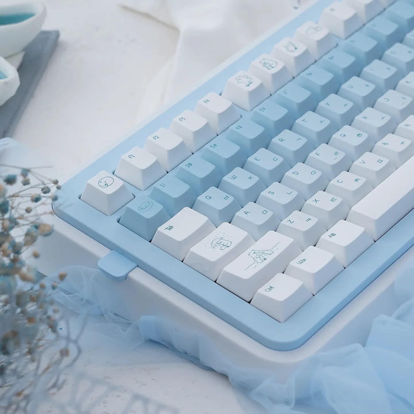 MAIMOOO Set di Tasti Polar Bear Profilo Cherry Semplice Sfumatura Blu e Bianca Tasti Coreani 136 Tasti PBT Personalizzati per Tastiera Meccanica
