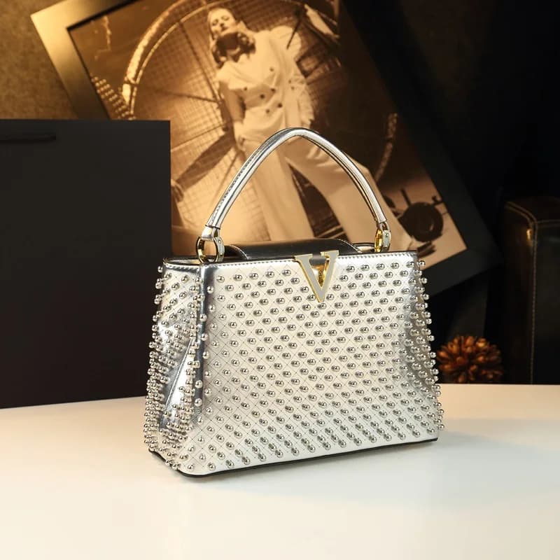 Borsa Fasciatoio Vintage di Lusso, Elegante Borsa a Tracolla da Donna, Tote Minimalista di Design in Pelle, Stile Classico Parigino