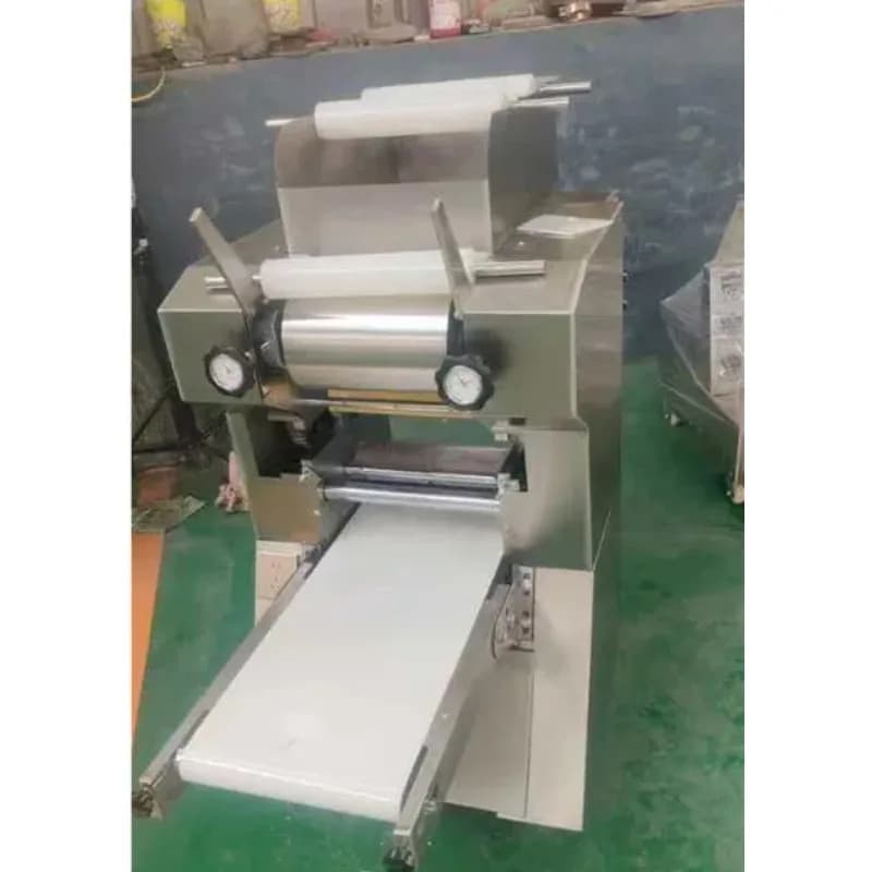 Pressa per fogli di pasta commerciale Macchina per fare tagliatelle / Macchina per pasta elettrica automatica