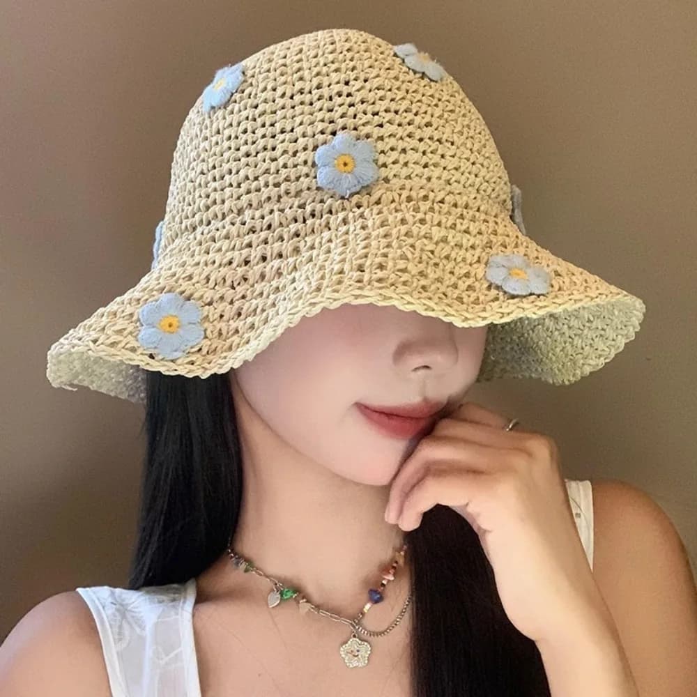 Bellissimo cappello di paglia pieghevole Protezione solare Piccoli fiori Berretto da pescatore Protezione UV Cappello da sole traspirante Spiaggia