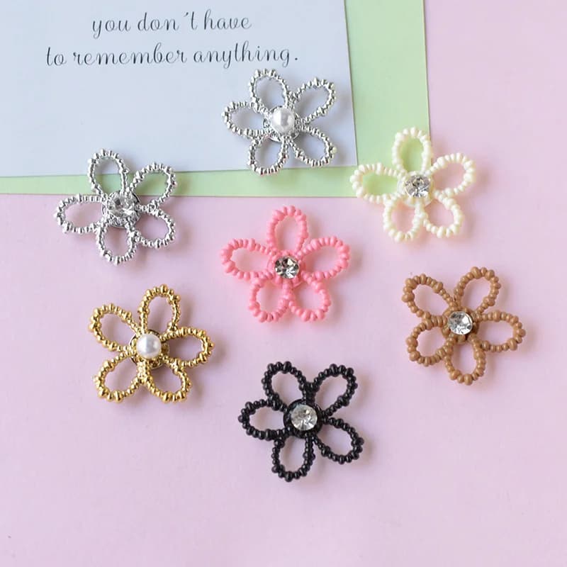 WFFNNKC 10-20 Pezzi Fiori Dolci in Resina Accessori Orecchini da Ragazza Materiali per Gioielli Fai da Te Applicazioni Artigianali per Telefono Frigorifero