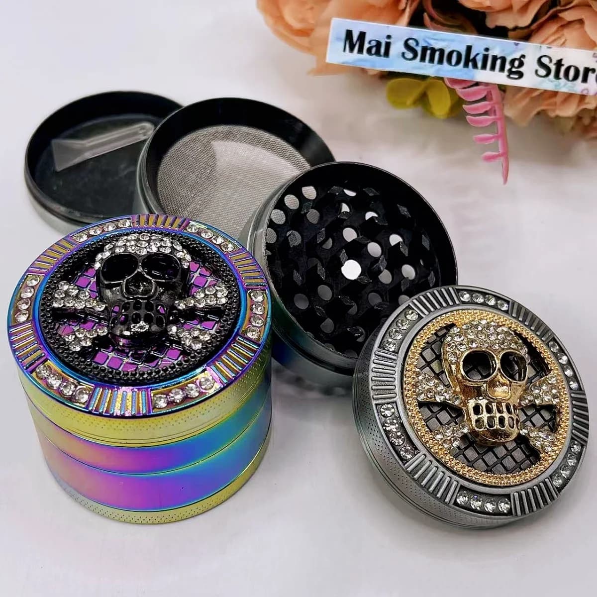 Grinder per Erbe a Forma di Teschio da 2 Pollici, Macinino Manuale in Metallo a 4 Strati per Spezie, Sale, Pepe, Tabacco, Erbe Grezze, Accessorio per Fumatori