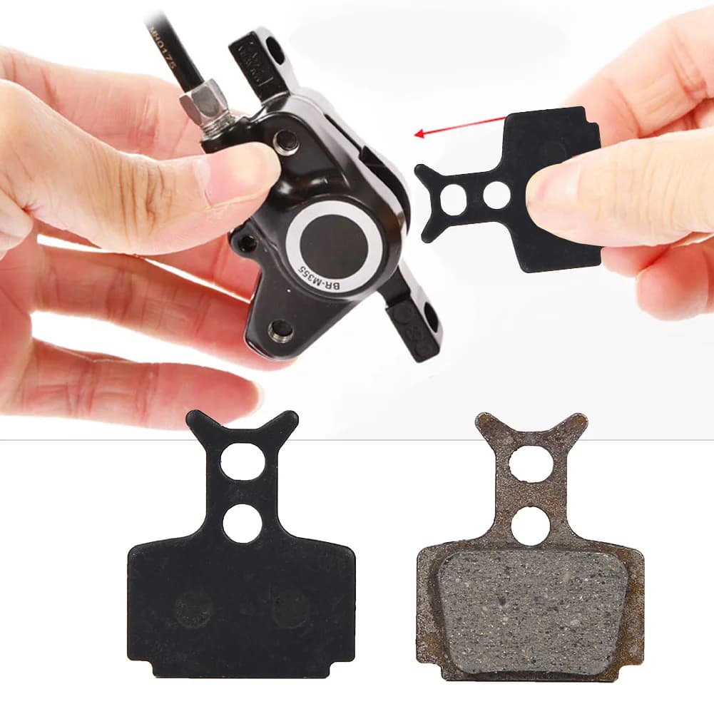 Set di Pastiglie Freno in Resina, 4 Paia, per Freni a Disco Bici FORMULA THE ONE R1 R2 RACING RO C1 CR3