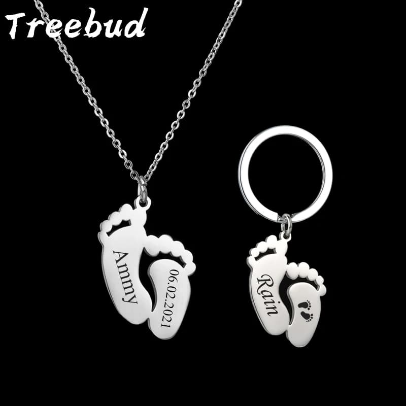 Portachiavi con collana per piedi con nome inciso personalizzato Treebud per la mamma del bambino Pendenti con portachiavi con data e parole incise al laser in acciaio inossidabile