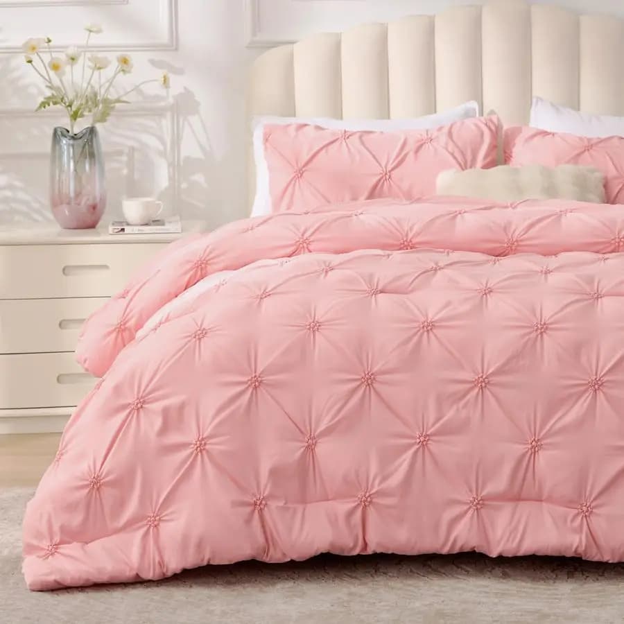 Set Copripiumino Rosa Queen 3 Pezzi, Set Biancheria da Letto Boho con Pregiato Lavoro di Piegatura, Copripiumino Leggero, Morbido e Caldo Queen con 2 Federe