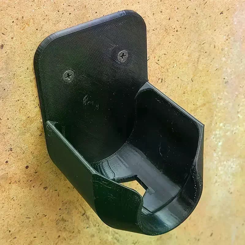 Supporto a parete per ugello per tubo da giardino con viti e foro per il drenaggio, per irrigazione del giardino, lavaggio auto, attrezzi da giardino