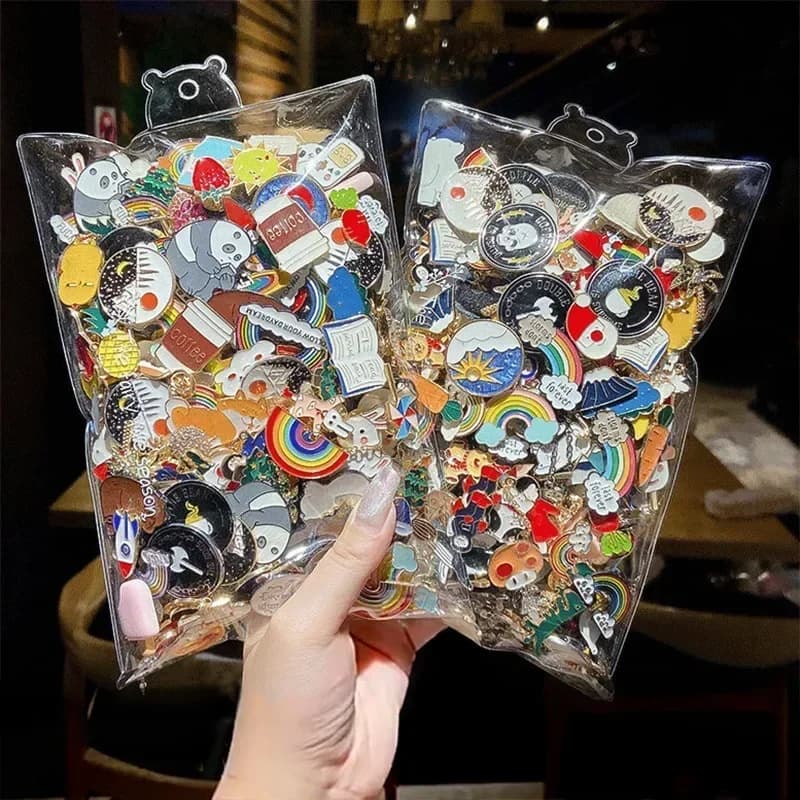 10-100Pcs Enamel Badges Pins Brooches Cute Cartoon Brooches for Child and Women Small Metal Jewelry with Many Different Shapes