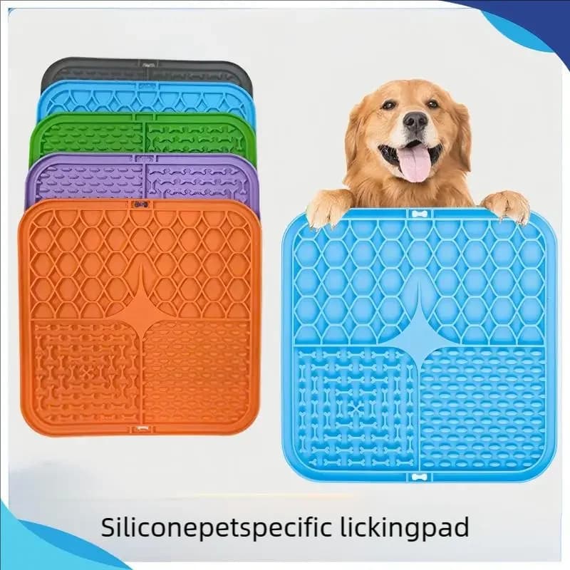 Pet Lick Tappetino in silicone Piatto per cibo lento per animali domestici Bagno per cani Distrazione Ventosa per cani in silicone Addestramento alimentare Alimentatore per cani Forniture per cani
