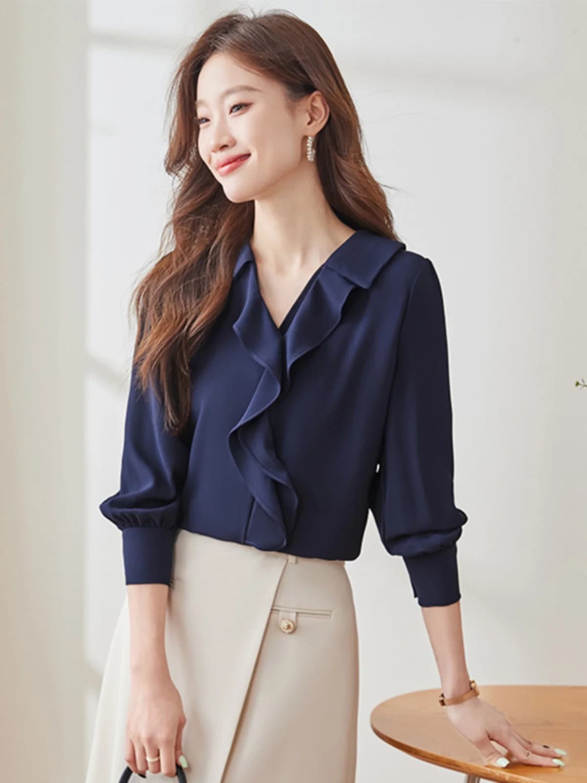Elegant V-Neck Chiffon Shirt Women's Casual Long Sleeve Spring 2025 Fashion Simple OL Style Pleated Hemline Straight Cut