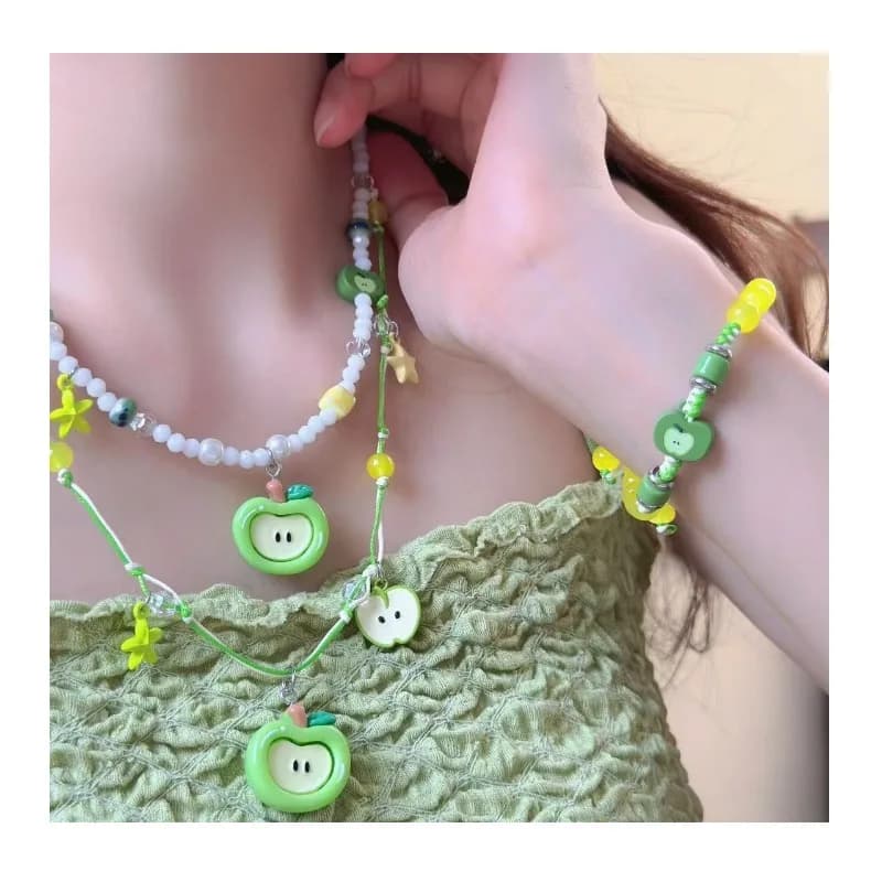 Super Carino~ Set di Gioielli con Collana, Bracciale e Anello a Forma di Mela Verde, Design Dolce e Femminile per Ragazze