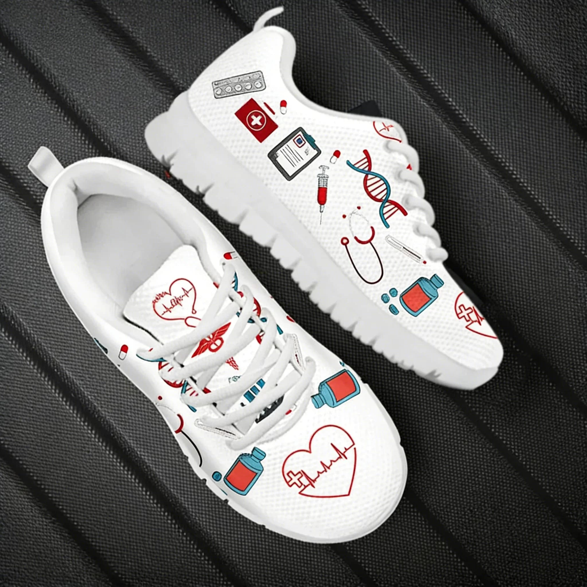 New Trend Women Nurse Flats Heartbeat EMT Emergency Room Nursing Design Ladies Mesh Sneakers Lightweight Footwear