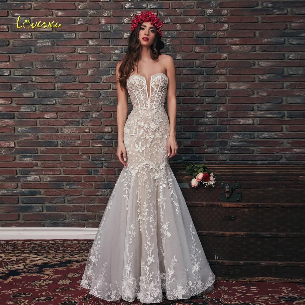 Loverxu Sirena Abiti da sposa moderni Senza spalline Senza maniche Vestido De Novia Appliques Abito da sposa romantico sexy su misura