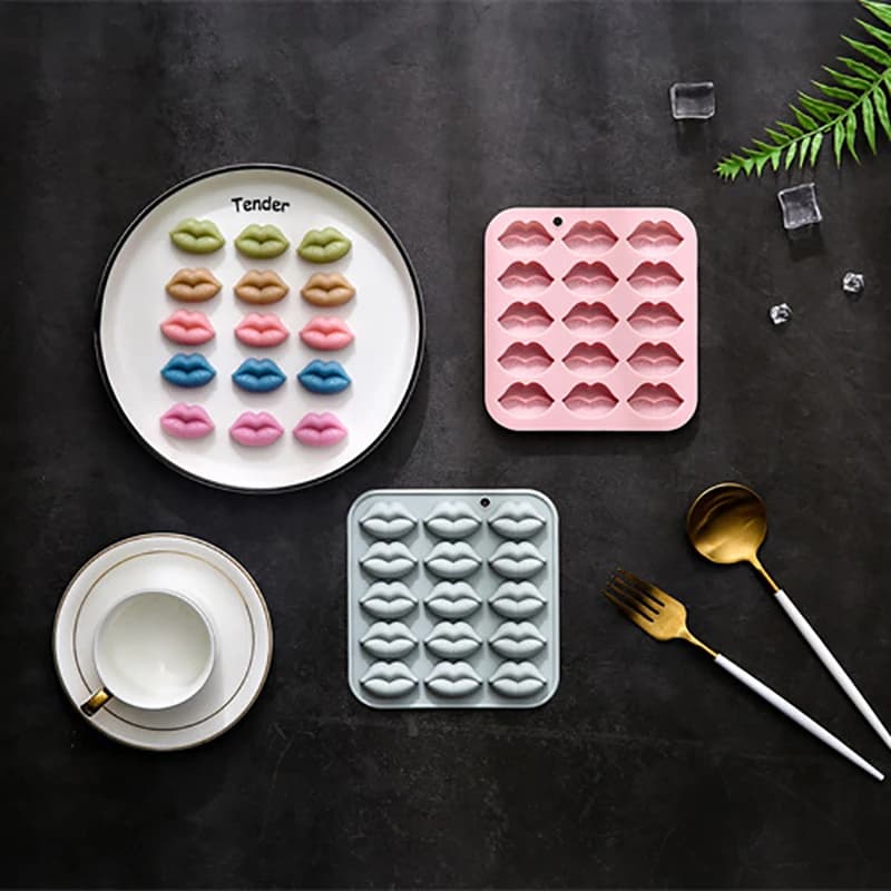 Stampo per biscotti fai-da-te Strumenti per la cottura del dessert 15 celle Stampo per cioccolato in silicone a forma di bocca divertente Vassoio per cubetti di ghiaccio Stampi per torta mousse francese