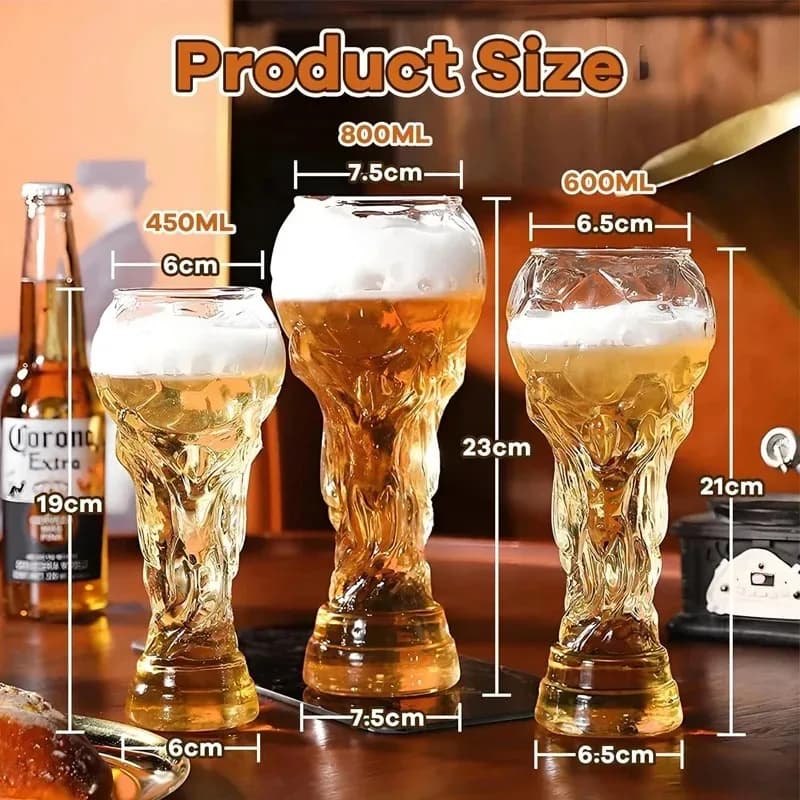 New football trophy in glass shaped like a beer glass, ideal for watching games, celebrating events, decorating bars, restaurants, parties and as a gift.