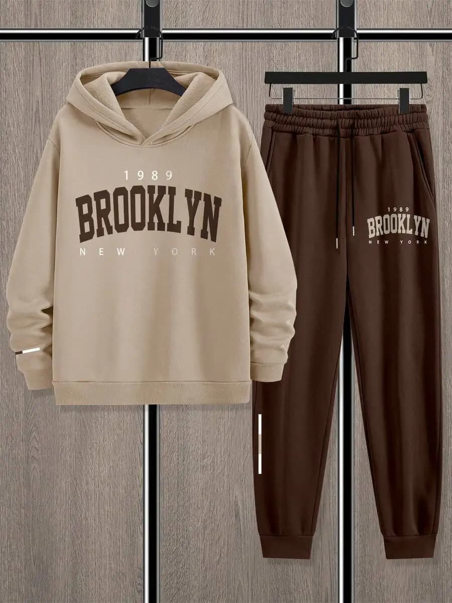 Set di felpa con cappuccio e pantaloni da uomo con stampa slogan Brooklyn, outfit casual autunno inverno