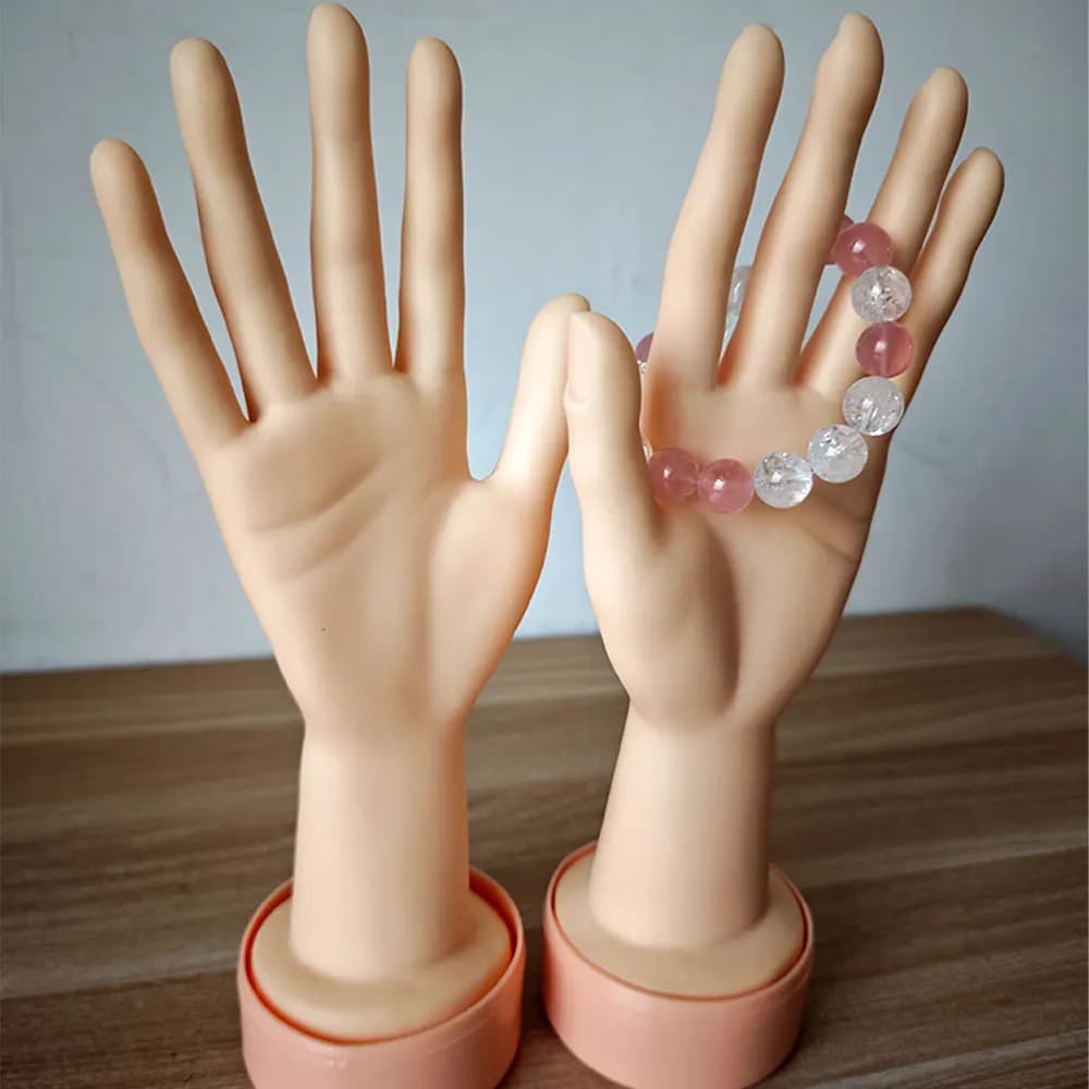 A Pair High Quality Realistic Silicone Mannequin Hands Lifelike Soft Model Hands for Jewelry Display Nail Art Manicure Teaching