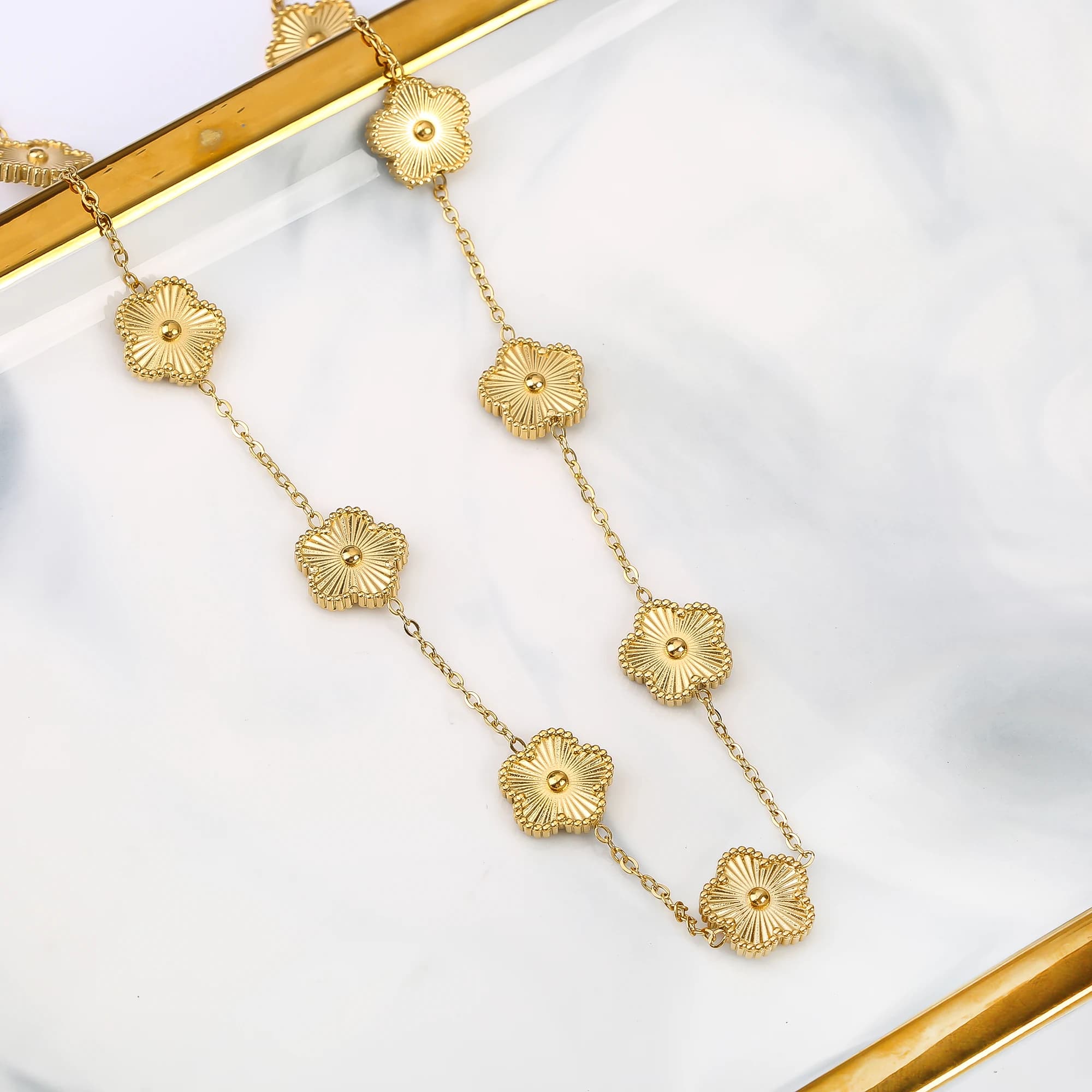 10 Flower Y2K Laser Stainless Steel Five Leaf Flower Waterproof Necklace Simple for Woman Daily Party Aesthetic Jewelry Clover