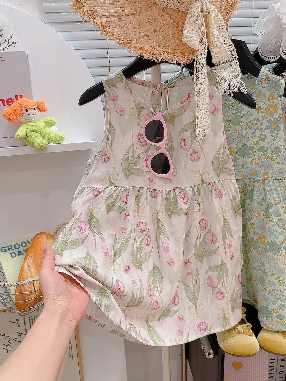 Summer New Floral Print Silk Gown for Girls Sleeveless Vest Dress Sweet Princess Style Soft Cotton Blend Comfortable Daily Wear