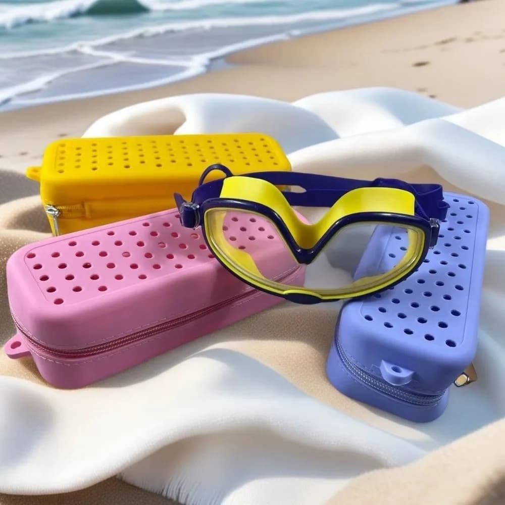 New Silicone Portable Case for Swimming, Breathable and Resistant Eyewear, Perforated Eyewear Box, Travel Glass Bag
