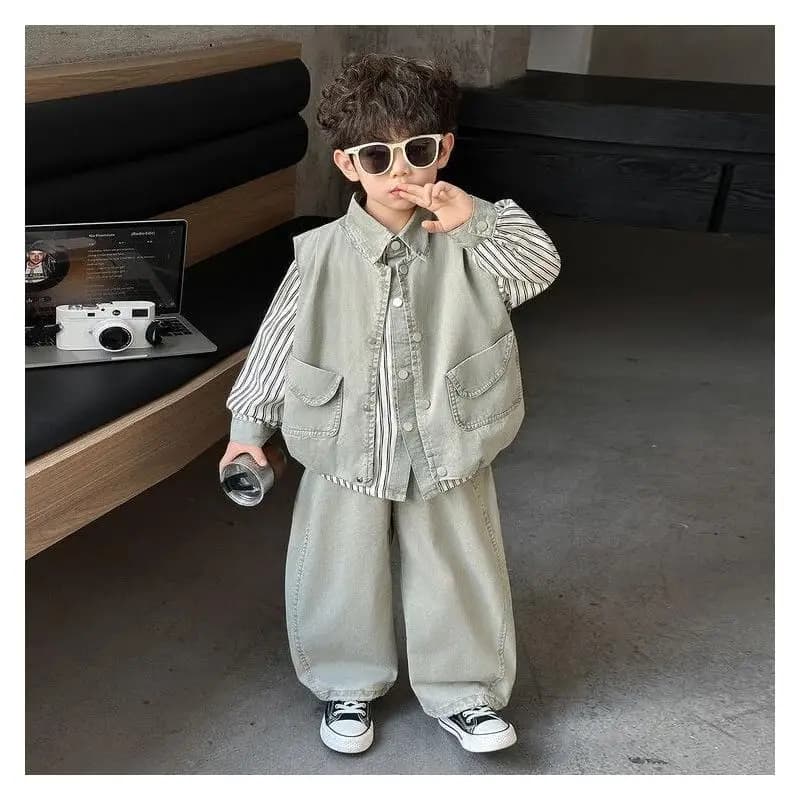 Abbigliamento per Bambini Nuovo Stile Primaverile e Autunnale, Set Tre Pezzi con Camicia e Gilet in Cotone, Abbigliamento Casual per Bambini Stile Coreano alla Moda