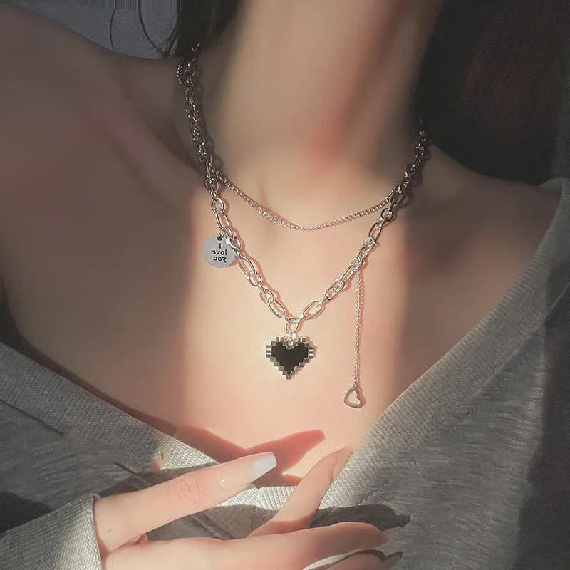 Heart Pendant Necklace for Men and Women, Tassel Titanium Steel Necklace, Ins Style Versatile Hip-hop Double Layer Stackable Unique Pendant Sweater Chain