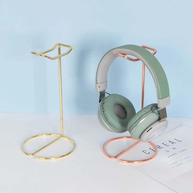 Supporto per cuffie Supporto in metallo dorato Supporto per cuffie Supporto per cuffie wireless Bluetooth carino Supporto per casco da giocatore
