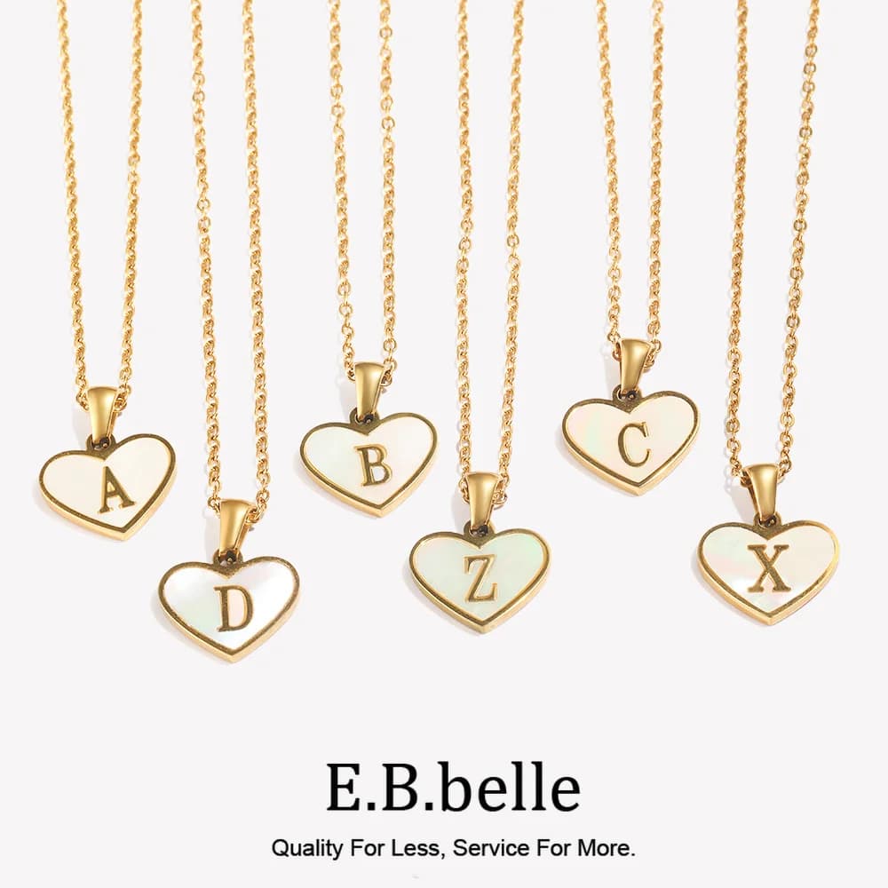 Collana con ciondolo con lettera a conchiglia a forma di cuore, carina, resistente all'acqua, placcata in oro 18 carati, catena al collo da donna, accessori in acciaio inossidabile 316L