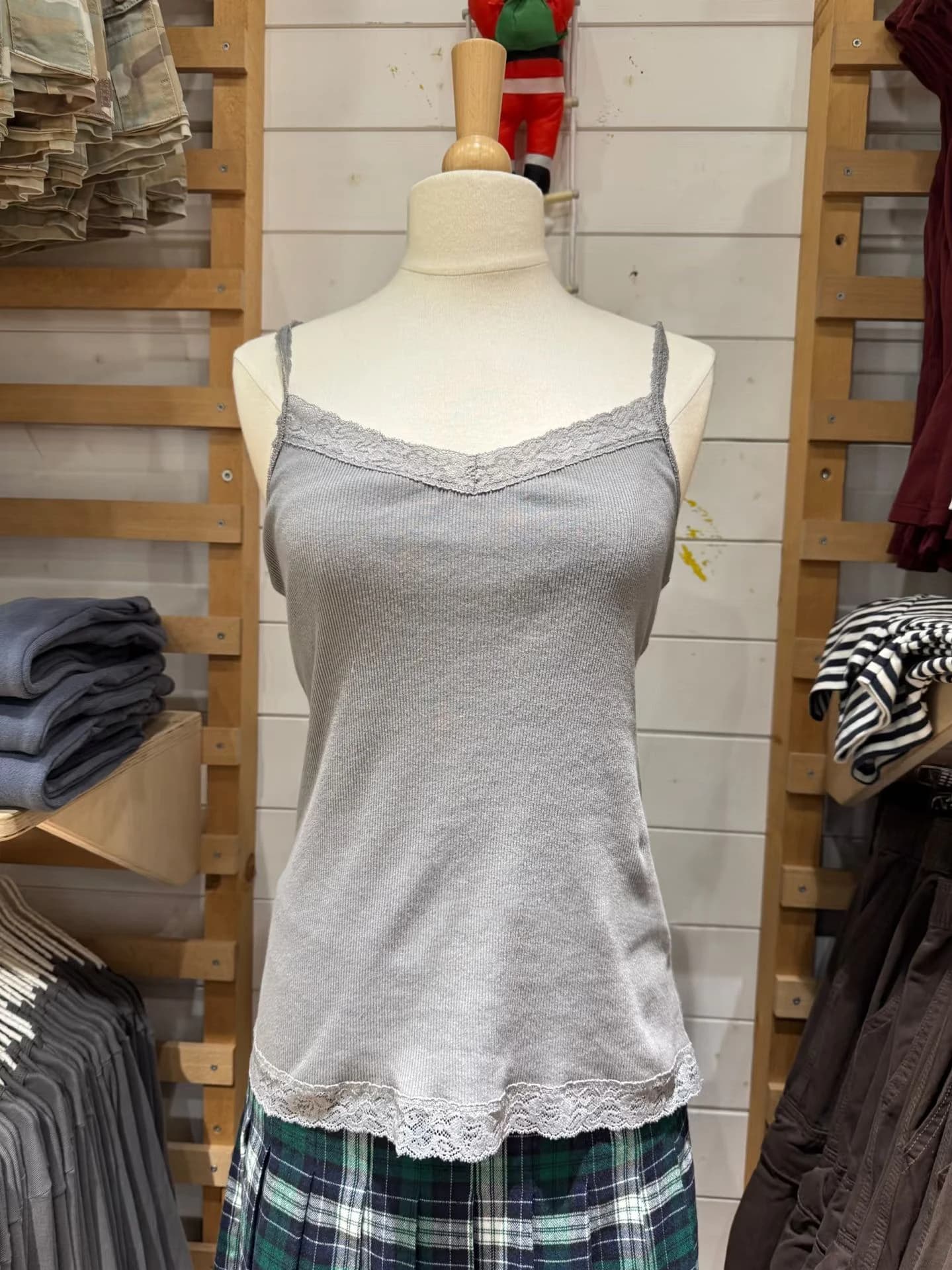 Lace Trim Solid Slim Tank Tops Woman Summer New V-neck Ribbed Cotton Sleeveless Camisole Chic Sweet Simple Basic Vest Y2k Tops