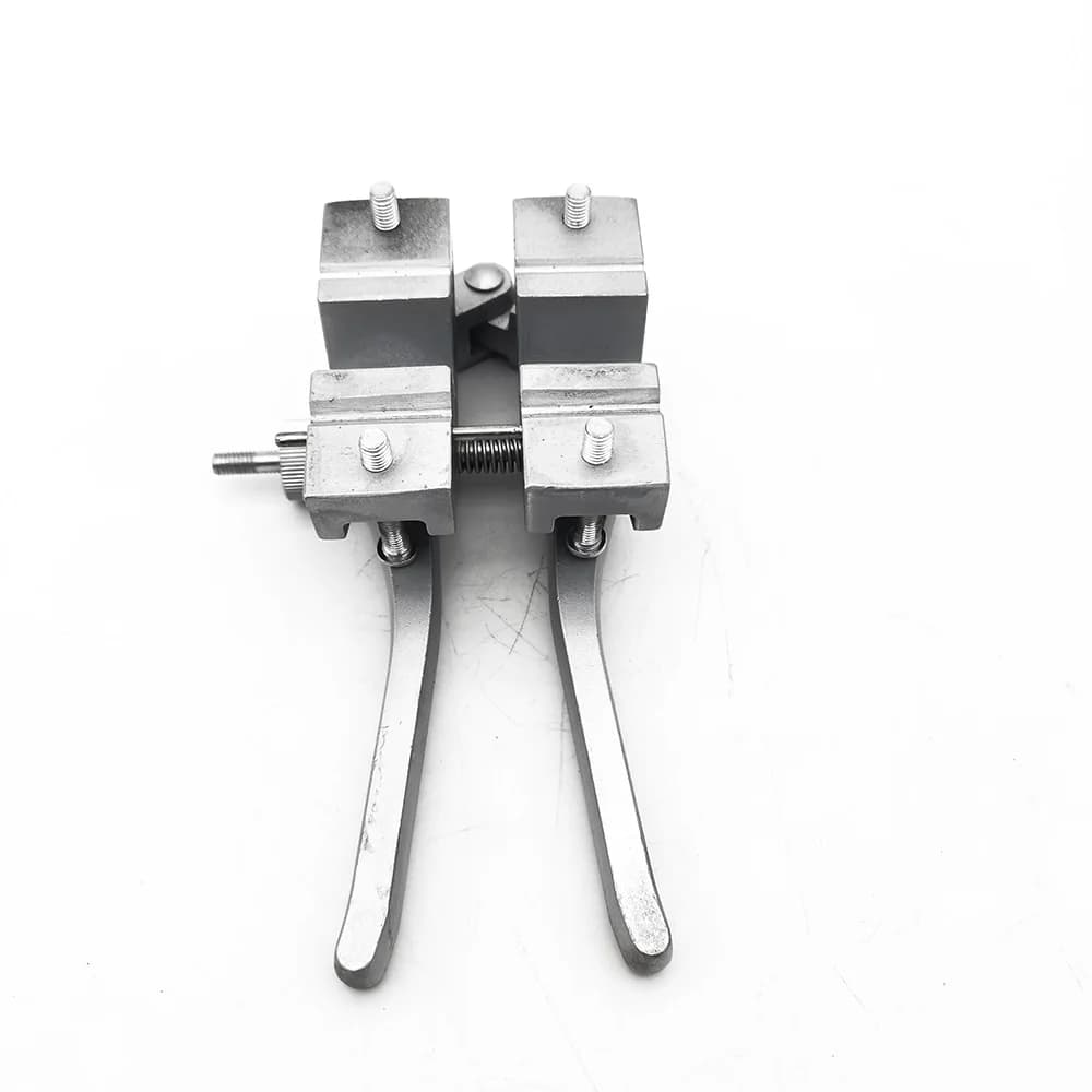 Kit di Saldatura a Incastro per Cinghie in PU 110V/220V con Macchina Saldatrice, Forbici e Morsetto, con Scatola per il Trasporto e Temperatura Regolabile