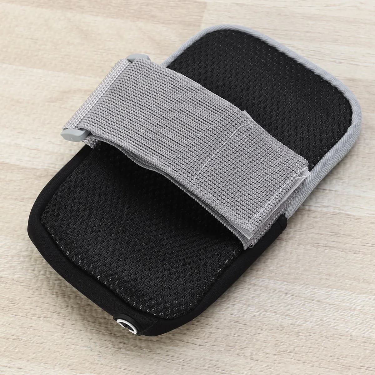Borsa da braccio sportiva impermeabile in Dacron, leggera, altamente elastica, con cintura regolabile, fascia da braccio per corsa all'aperto, nera, per telefoni fino a 6 pollici e denaro