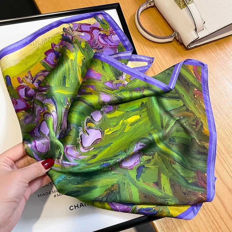 New silk scarf at 2023 Fashion Lady small neck scarf Women's scarf with spring design women's hair band