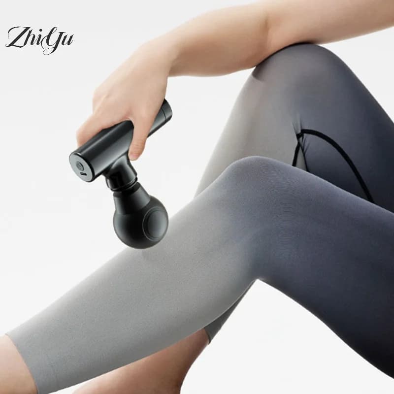Protective Muscle Massage Gun Body Massage Powerful Percussion Massage for Portable Deep Fabrics for Legs, Back and Neck