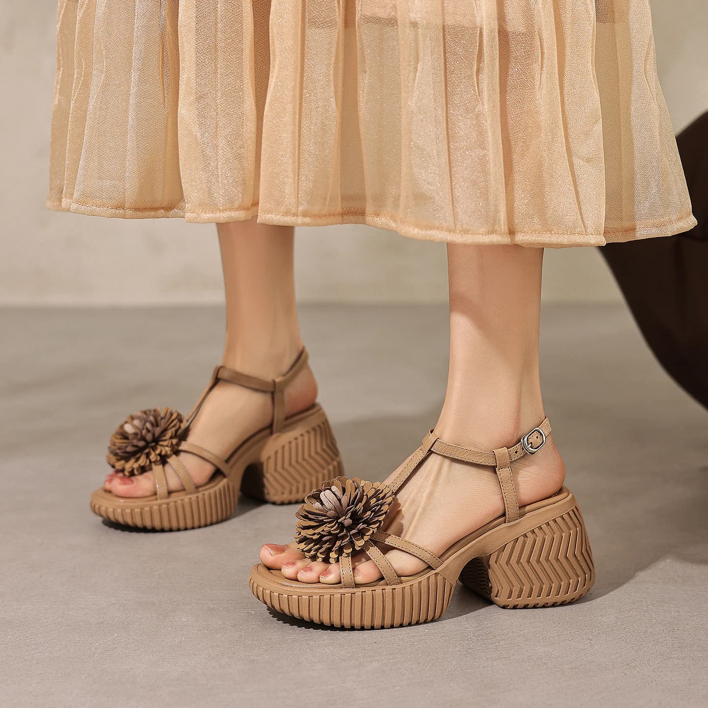 Sandali da Donna in Vera Pelle di Vacchetta, Scarpe da Donna con Fiori e Plateau alla Moda, Ballerine Casual da Lavoro