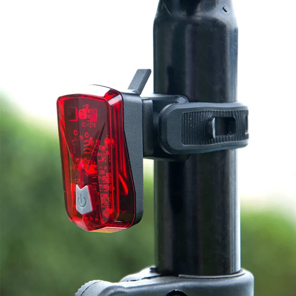 Luce posteriore per bicicletta ricaricabile USB, LED super luminoso, 2 ore di ricarica, 16 ore di autonomia, luce di sicurezza per guida notturna