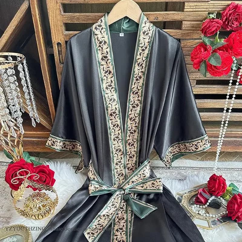Women's Dress Vestaglia Baroque style Nightwear Half- Sleeved doormat Kimono Bathrobe Night dress in loose satin Pigiama