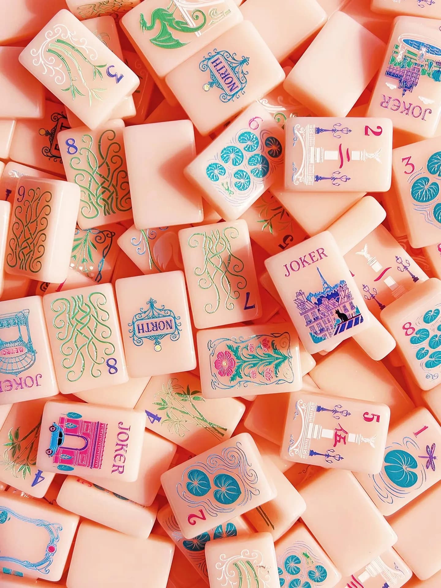 Mahjong Americano in Acrilico a Strato Singolo, Stile Pari, Colore Rosa Vibrante, Design Inciso, 160 Pezzi