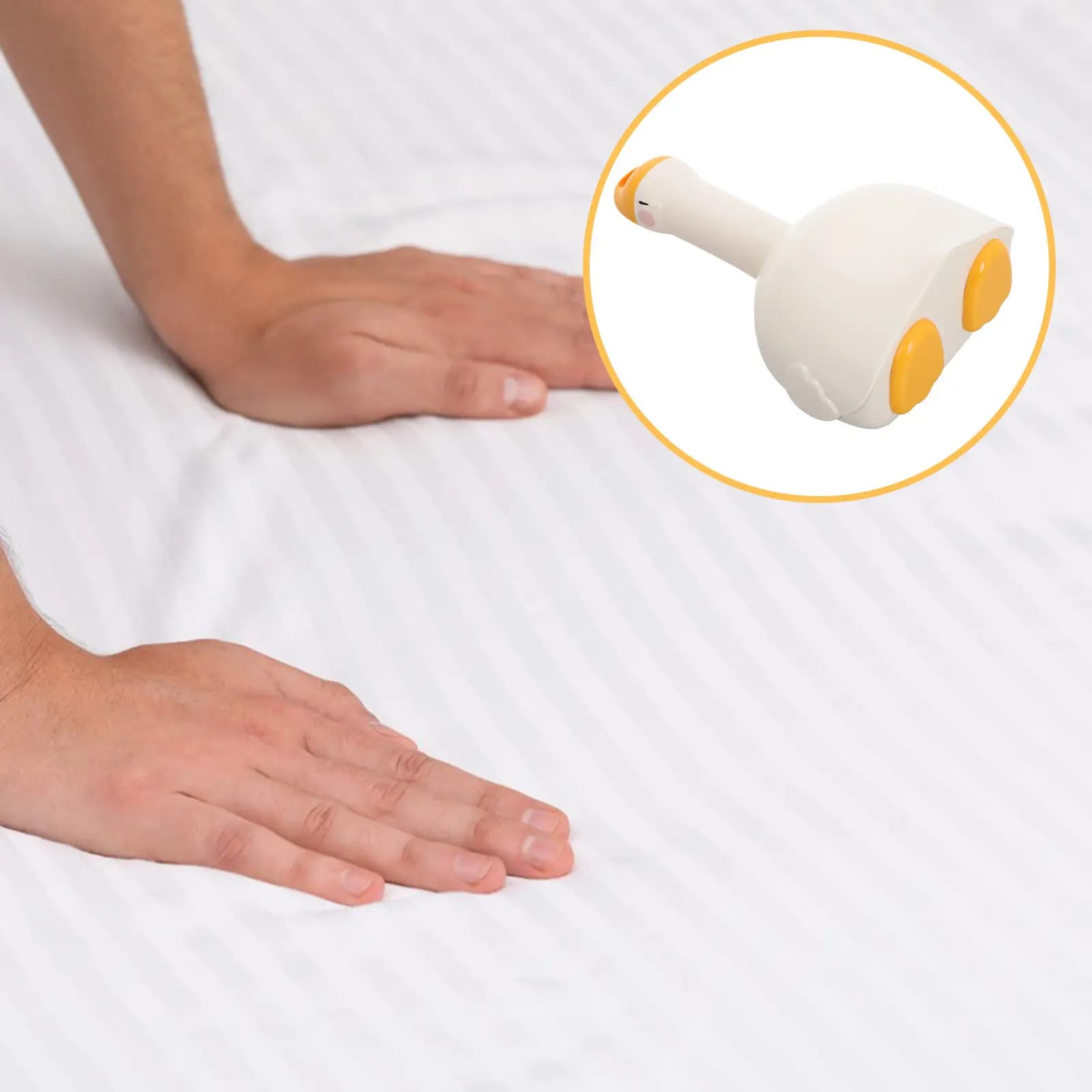 Portable Plastic Lint Roller with Easy-Tear Refills Efficient Pet Hair Remover for Clothes Sofa Carpet Upholstery Bedding Cat