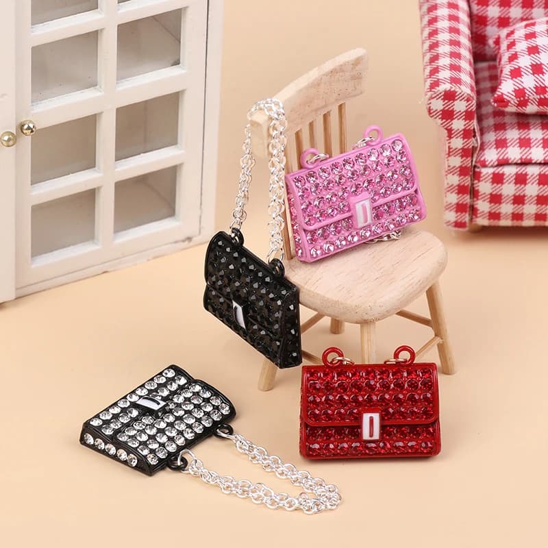 Borsa a catena in metallo creativa per casa delle bambole, mini borsa a pendolo, mini borsa shopping, accessori di abbigliamento 1/6 1/12