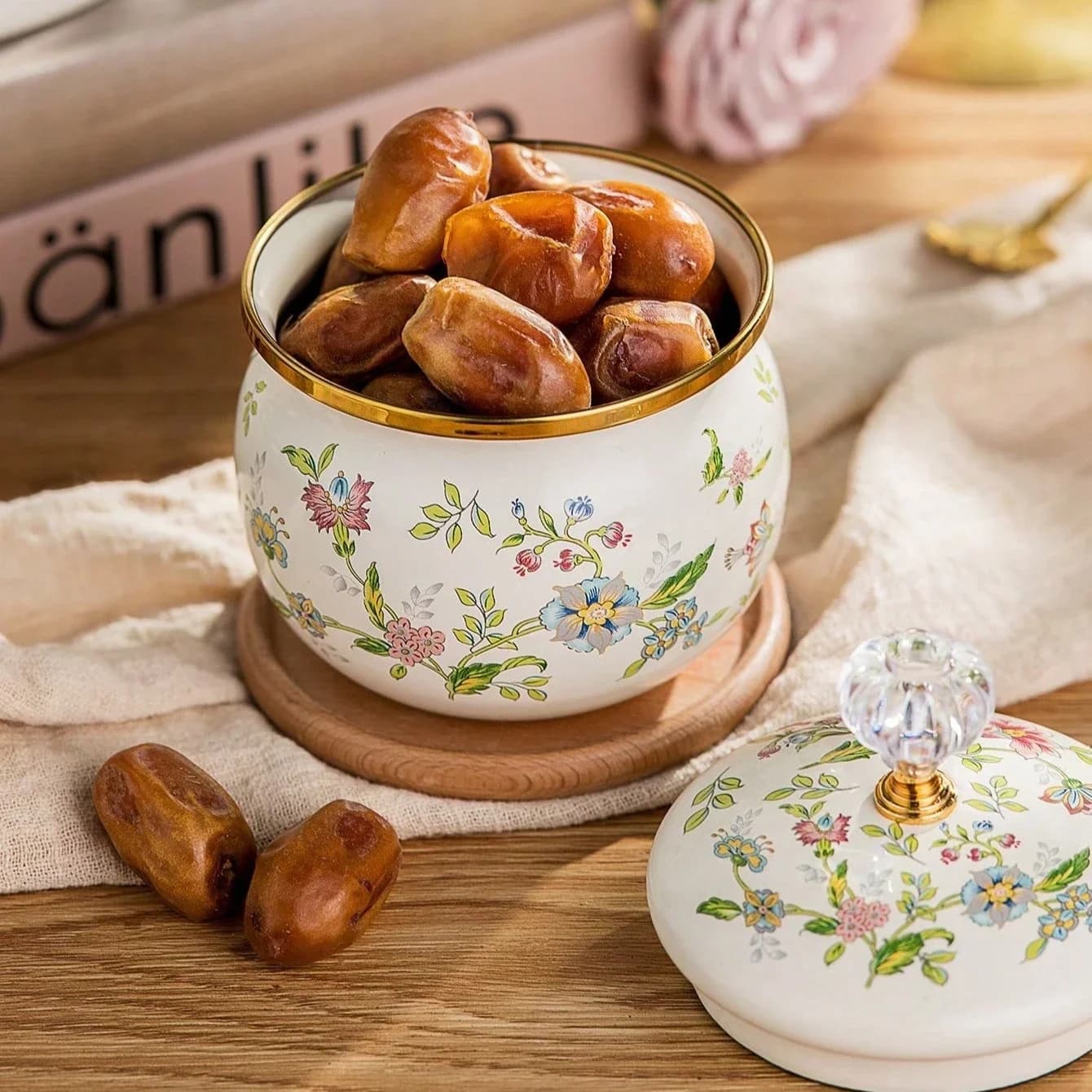 Nordic Candy Enamel Jar Kitchen Storage Dried Fruit Jar Household Seasoning Tea Seasoning Chili Oil Tank Kitchens Accessories