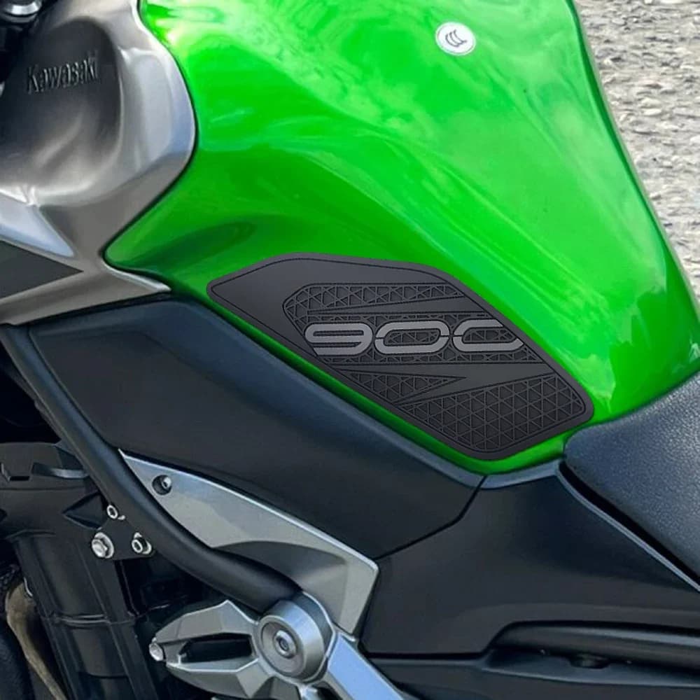 Side knee protection for motorcycle tank for Kawasaki Z900 2017-2025