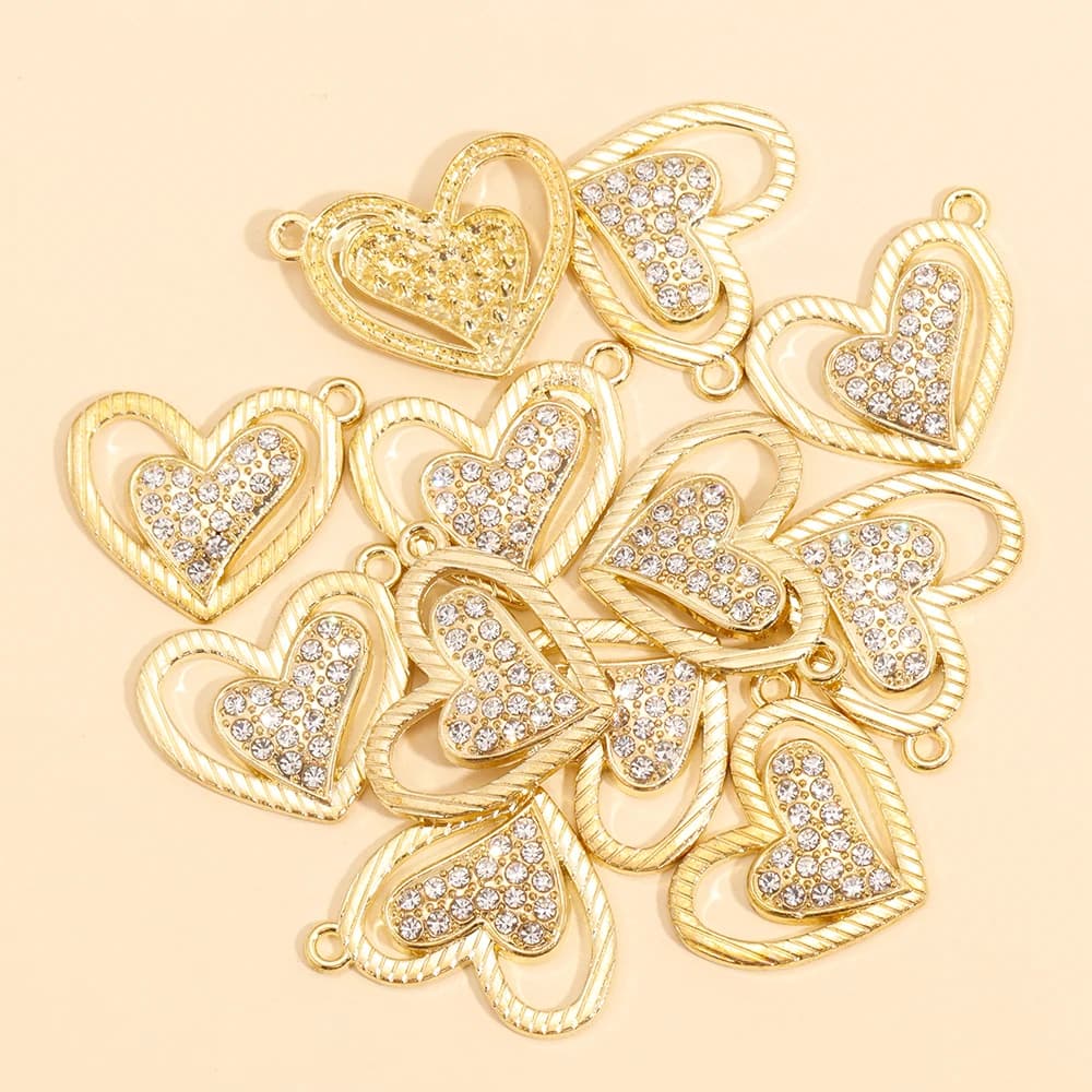 10 ciondoli a forma di cuore d'amore in cristallo lucido, squisita lega placcata in oro, ciondolo con strass per collana, orecchini, creazione di gioielli fai da te