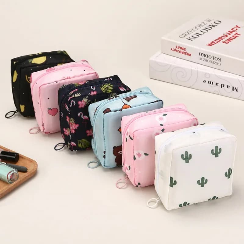 Women's Toiletry Sanitary Absorbent Bag Portable Waterproof Organizer Bag Toiletry Bag Carton Pattern