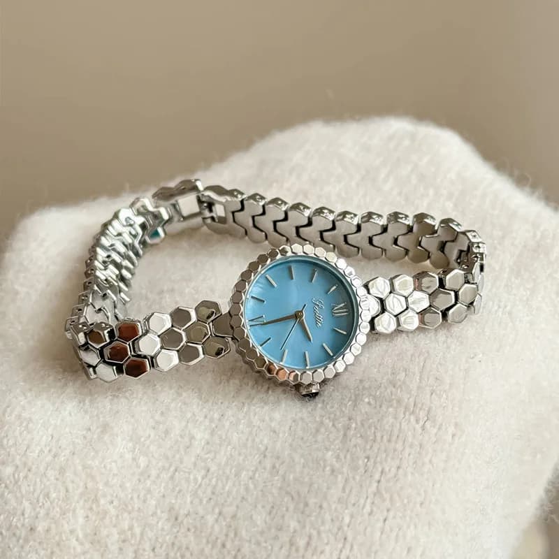 Orologio da Donna di Alta Moda 2026, Quadrante Blu Cielo Semplice, Cinturino in Acciaio, Impermeabile, al Quarzo, Reloj