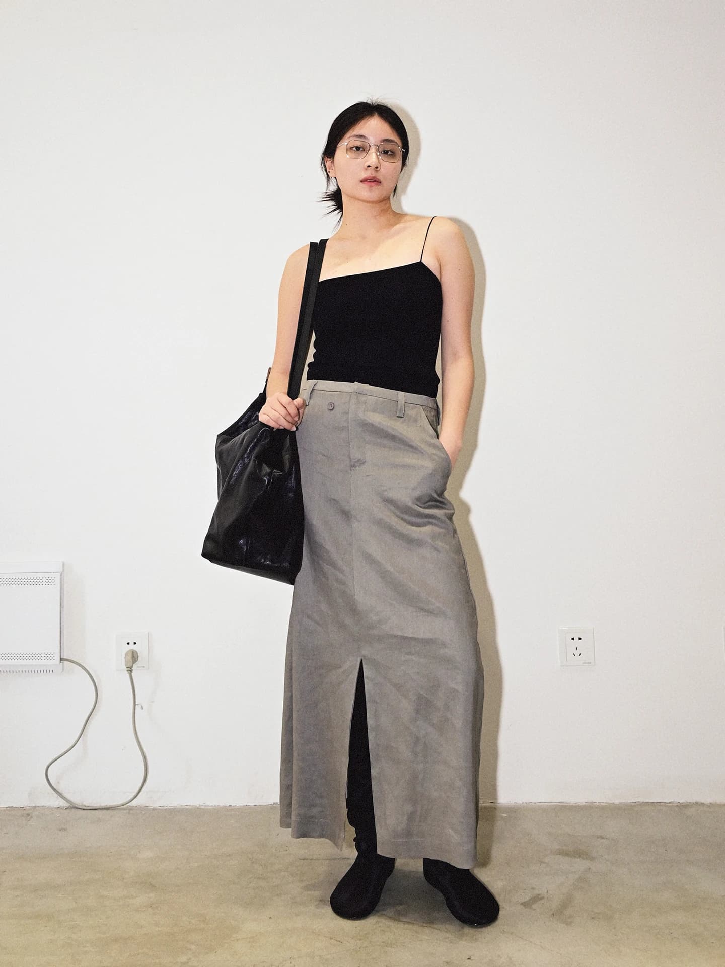 Loose High Waist Asymmetric Hem Long Skirt Women's Linen Grey Simple Commute Skirt Straight Cut Spring Season Ladies Fashion