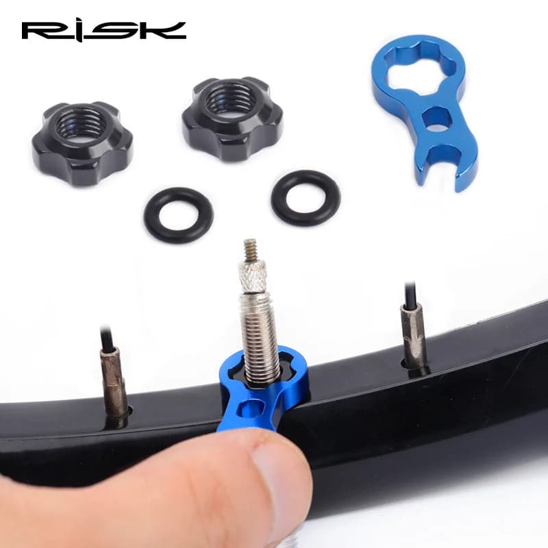 1 Set RISCHIO MTB Bicicletta da strada Tubeless Tappo valvola pneumatico Vuoto Ugello per pneumatici Blocco Mountain Bike Presta Valvola Dado con chiave di installazione