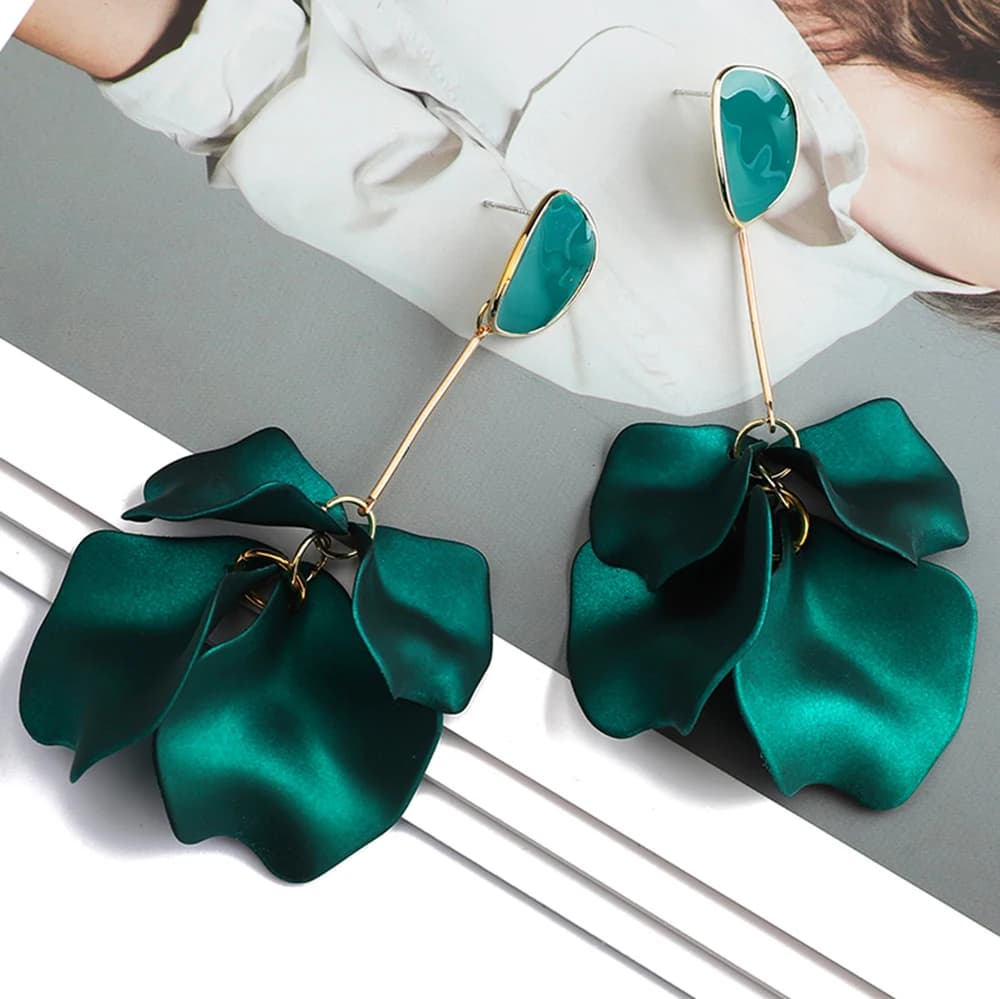 Orecchini pendenti lunghi pendenti con petalo acrilico dolce romantico per donna ragazza 2022 accessori di gioielli con ciondolo fata Grunge di tendenza di lusso