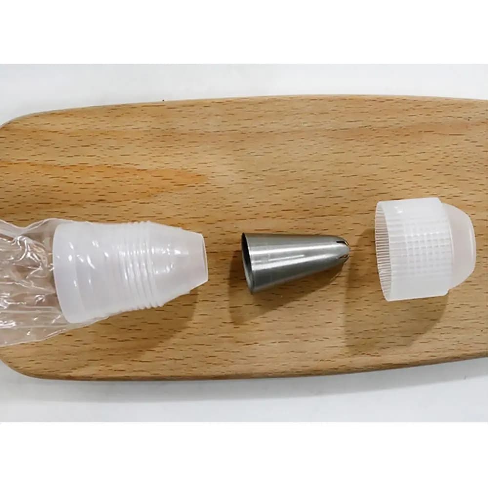 1Pcs Cake Pastry Nozzle Converter Baking Tool Cream Squeezing Icing Piping Bag Coupler Cake Decor Bakeware Squeezing Adapter