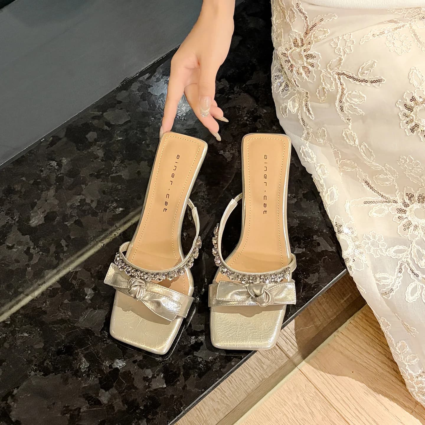 Women's slippers high-heeled stiletto heels 2026 new style open toe rhinestone sandals for women square toe bow suitable